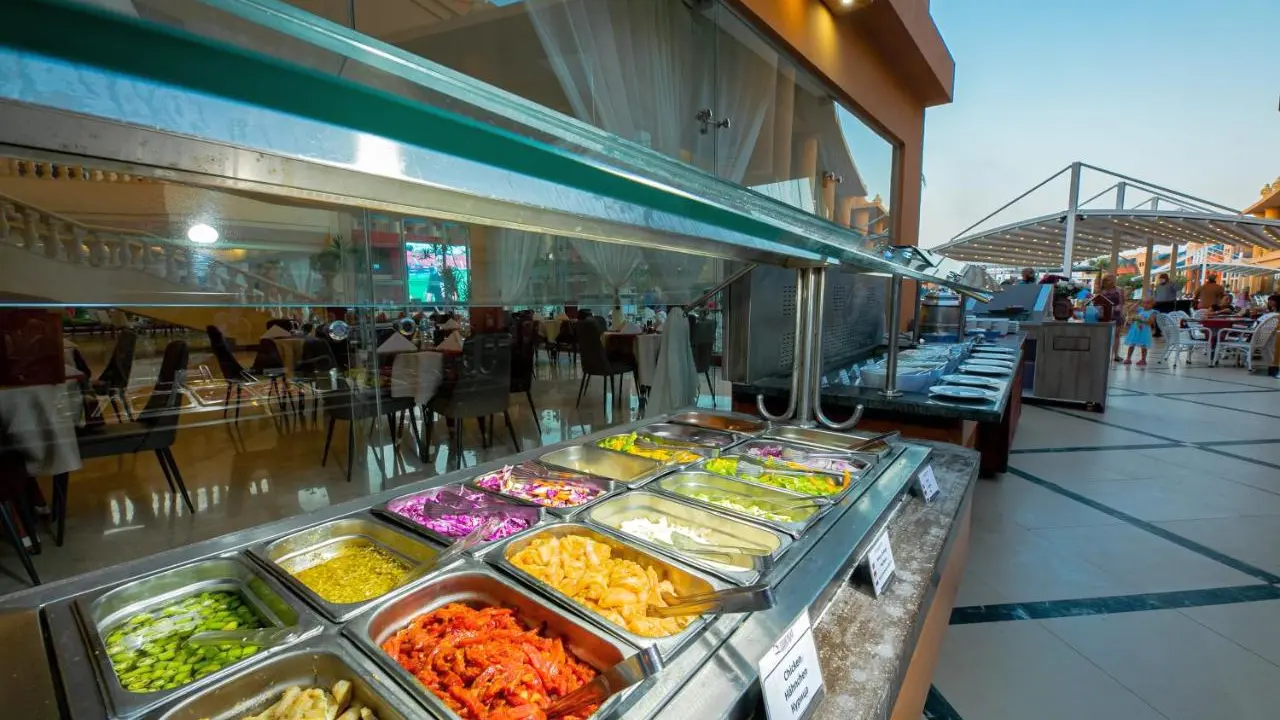 Hotel Titanic Palace - Hurghada